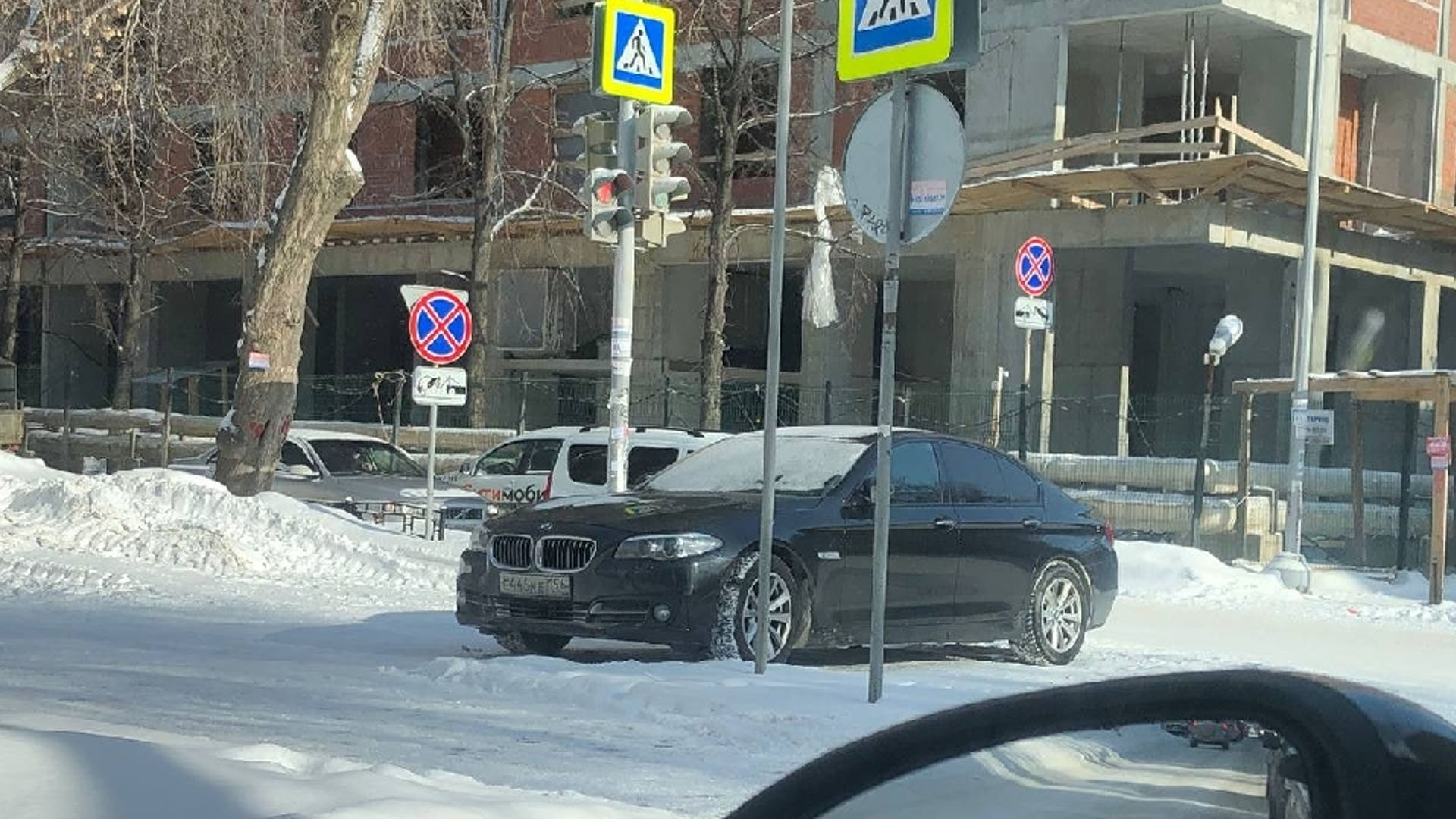 Нарушение правил парковки в Екатеринбург на Попова – Шейнкмана