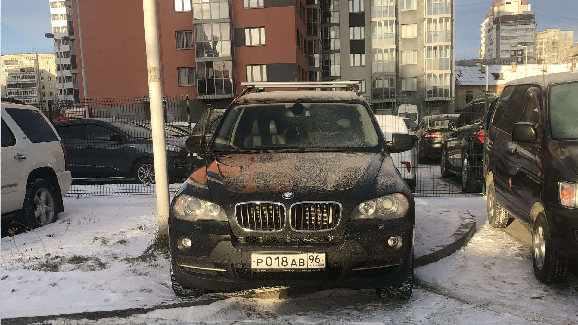 Неправильная парковка в Свердловской области